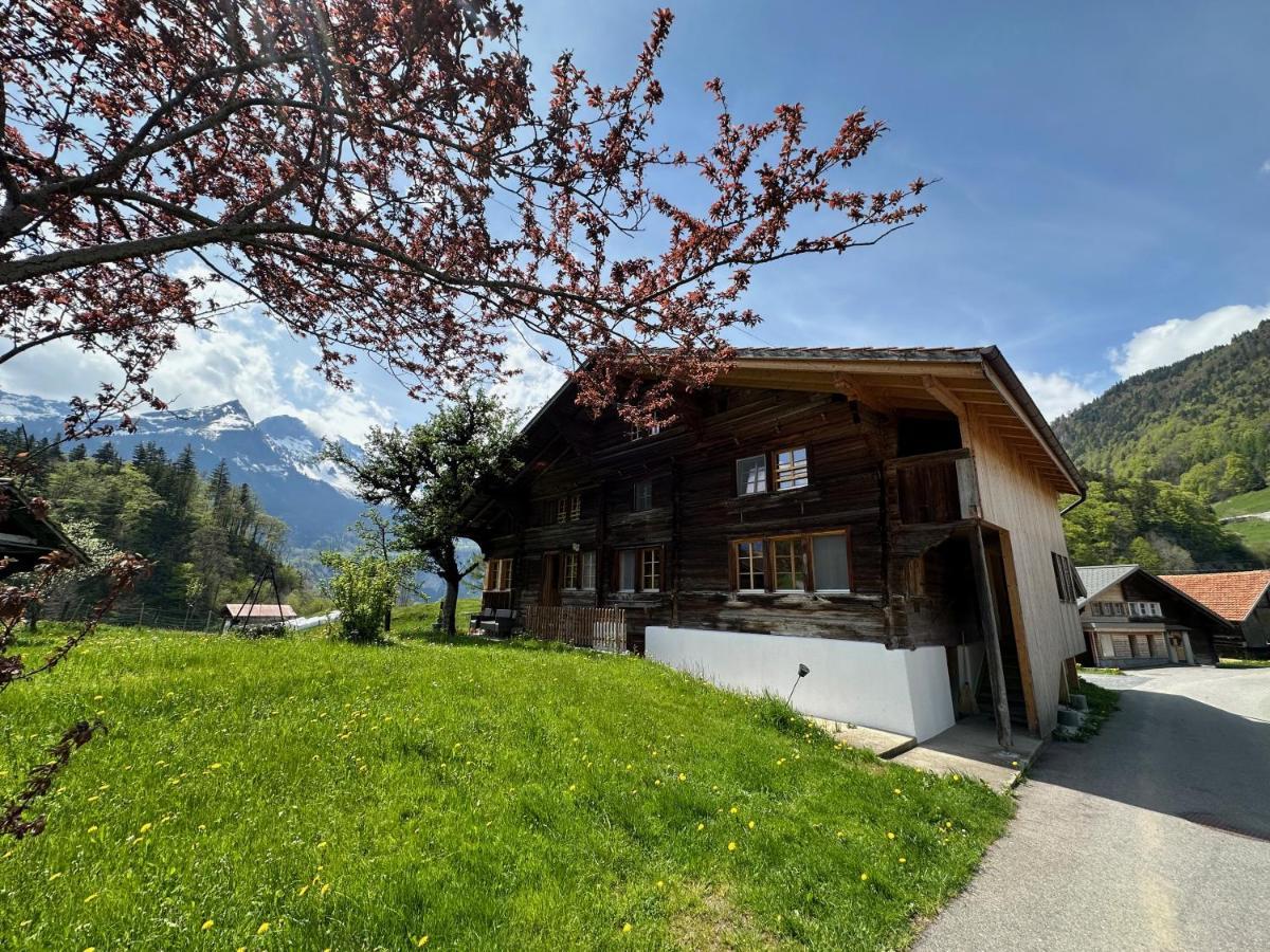 Chalet Bruenig マイリンゲン エクステリア 写真